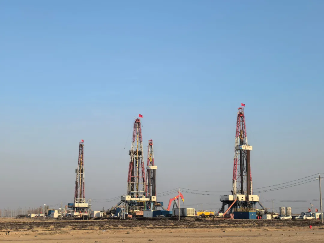 1761890323806003025.jpg 1761890323806003025.jpg