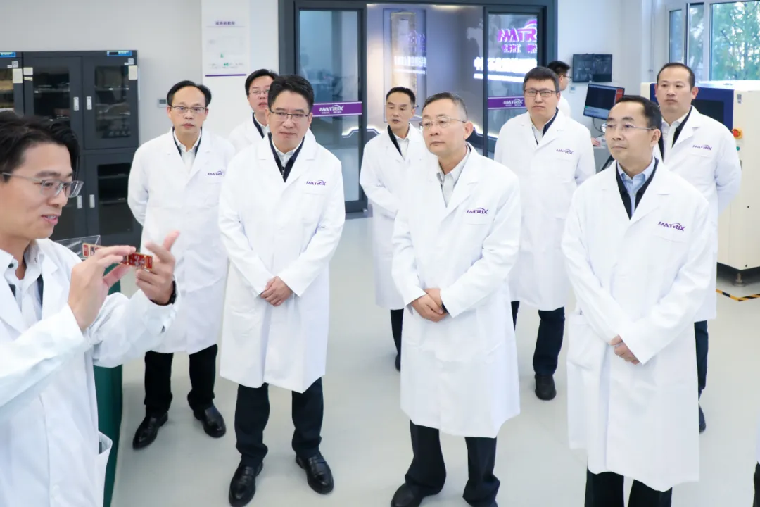 1762506738646084300.jpg 1762506738646084300.jpg